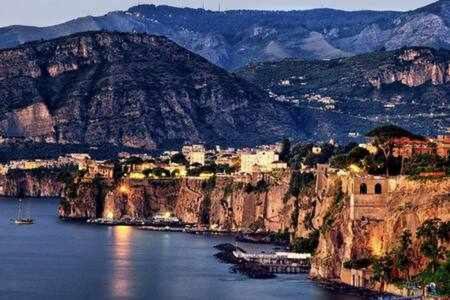 Gocce Villas - Skyline Sorrento Views In The Heart Of Сорренто Экстерьер фото